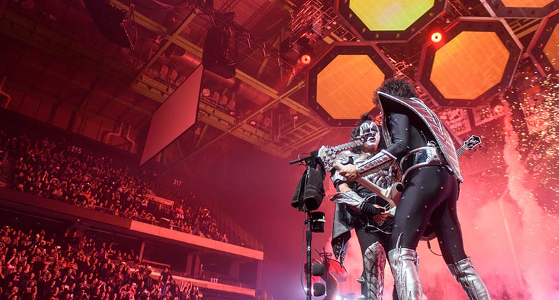 Kiss at Hilliard Center